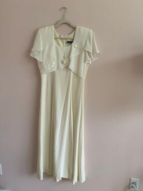 Vintage Maurices Cream Layered Maxi Dress with Floral Appliqué